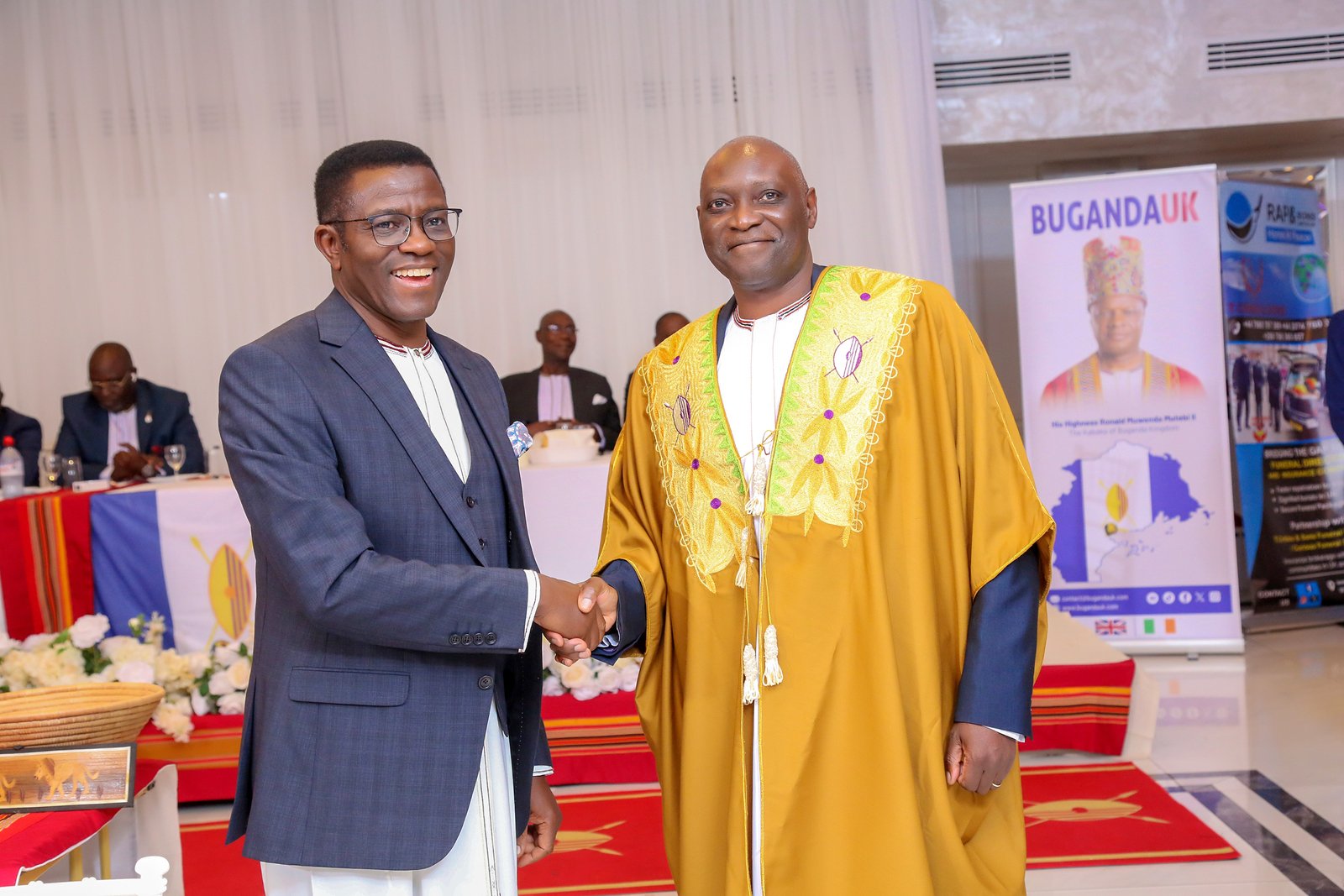 Okutuuza Olukiiko lw'Omubaka