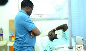 Katikkiro alambudde Mukuumi wa Kabaka Afande Orech Francis mu Ddwaliro e Kololo