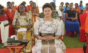 Nnaabagereka Akubirizza Abakyala Okwettanira Tekinologiya