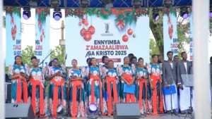 Ennyimba z’amazaalibwa ga Kristo 2025