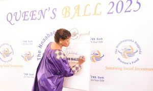 Nnaabagereka atongoza ‘Queens Ball’ 2025, asaba Gavumenti eyongere okutumbula obujjanjabi bw’Abalwadde b’Emitwe