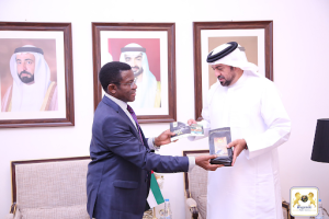 Katikkiro asisinkanye Minisita w'Obusuubuzi mu Sharjah, Sheikh Majid Faisal Al Qasimi