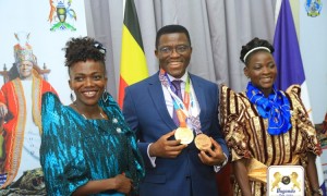 Katikkiro asisinkanye bannabyamizannyo abakyala abadusi b'emisinde okuva mu Buganda, abakubirizza okukozesa ettutumu lyabwe mu ngeri ey'amagezi