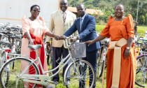 Buganda Kingdom donates 100 bicycles to parish-level officials in Ssingo County