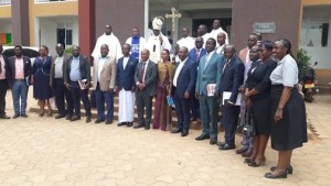 Abazadde Balabuddwa Obutapeeka Baana Bubonero